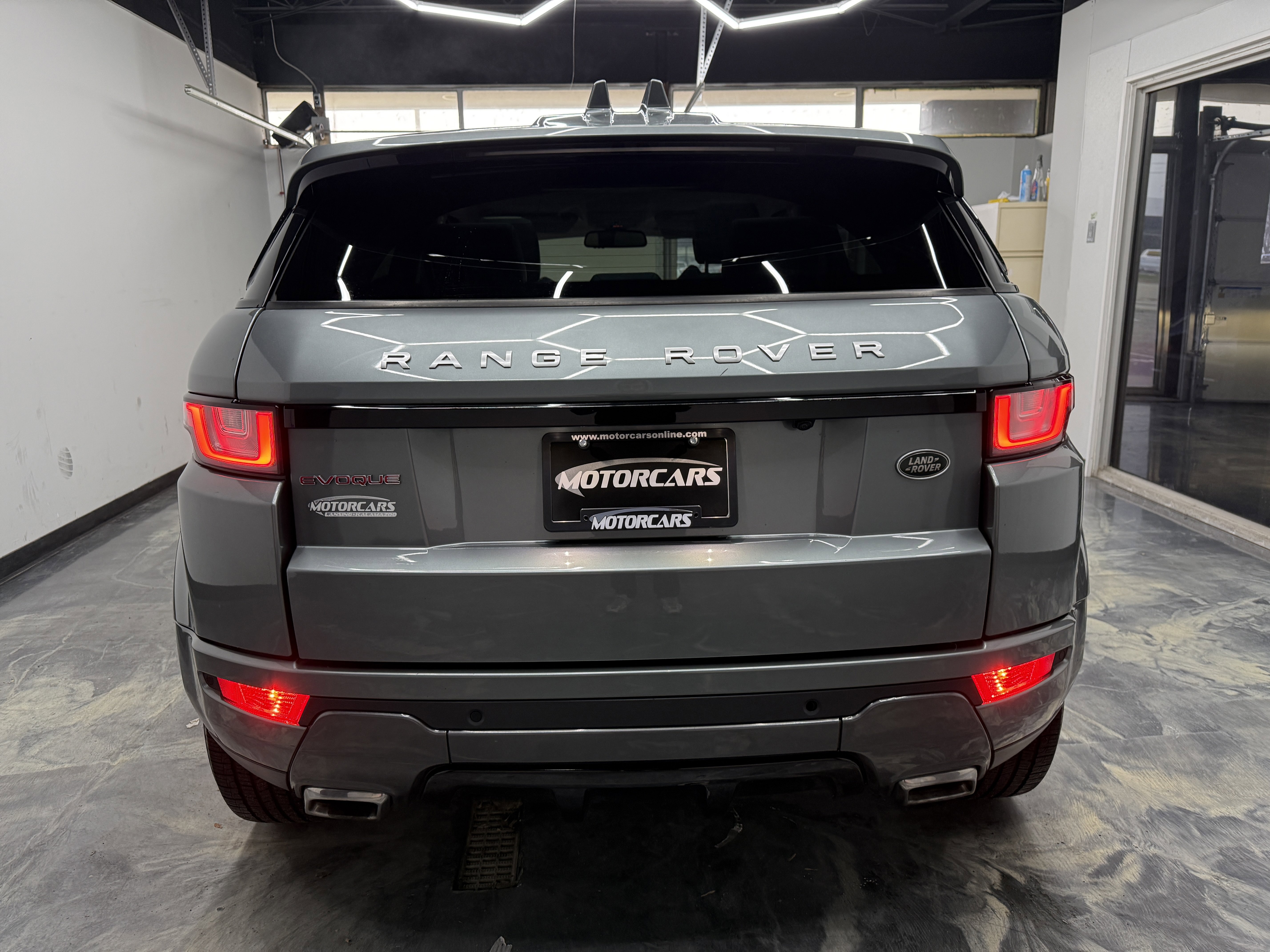 Used 2016 Land Rover Range Rover Evoque HSE Dynamic image 4