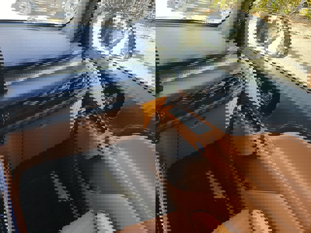 Used 2025 Lincoln Aviator Black Label w/ Jet Appearance Package image 17