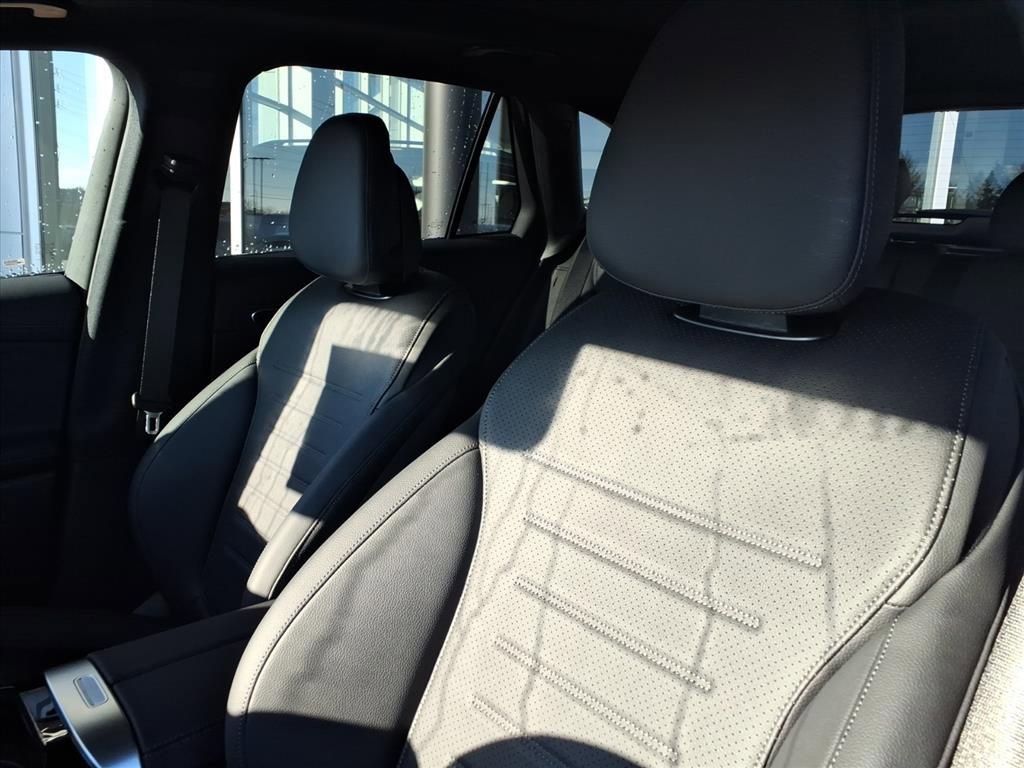 Certified 2026 Mercedes-Benz GLC 300 4MATIC image 13