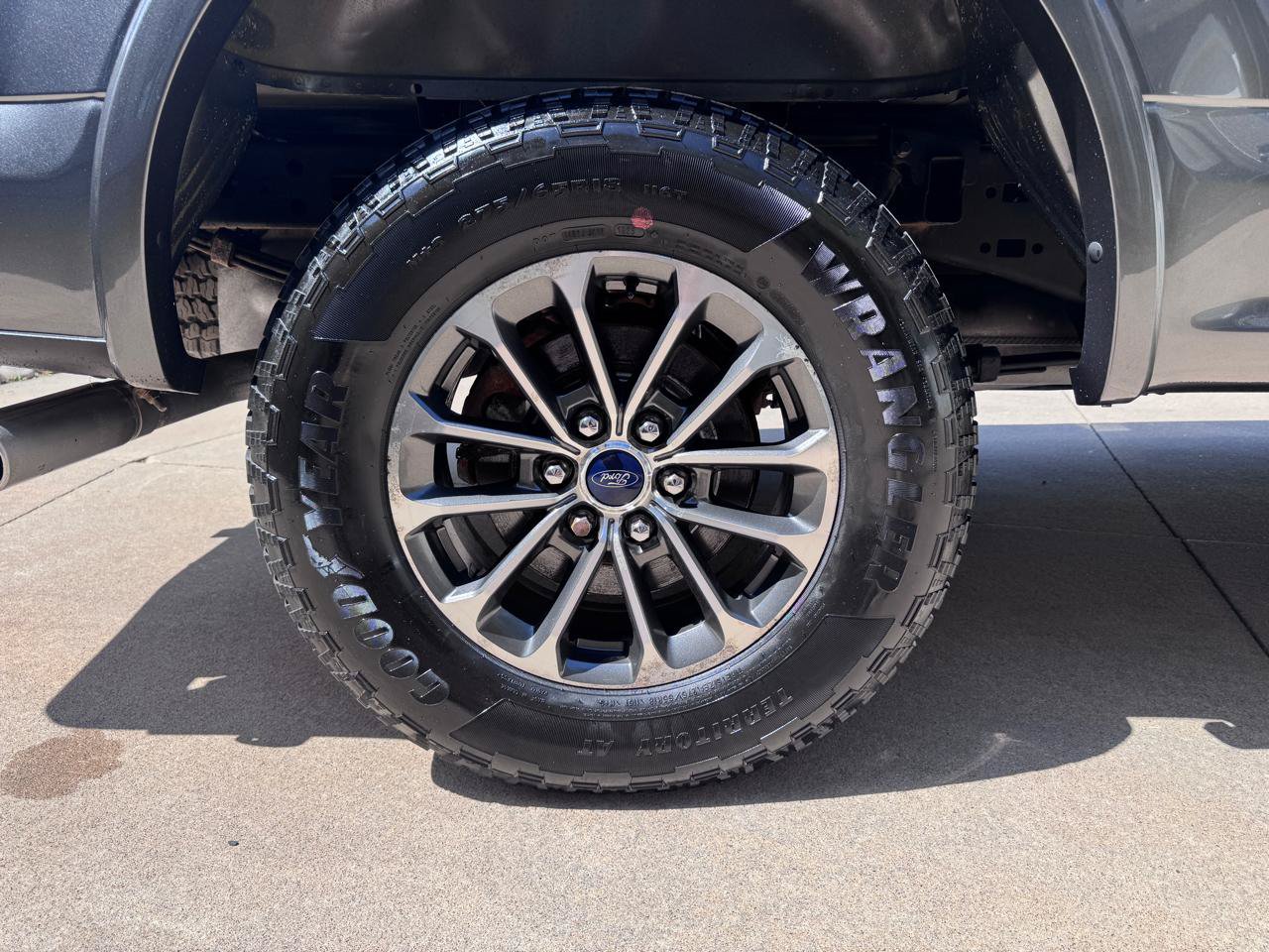 Used 2018 Ford F150 XLT w/ Equipment Group 302A Luxury AWD/4WD image 38