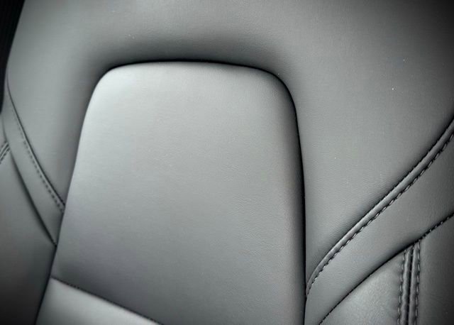 Used 2022 Tesla Model Y Performance image 16