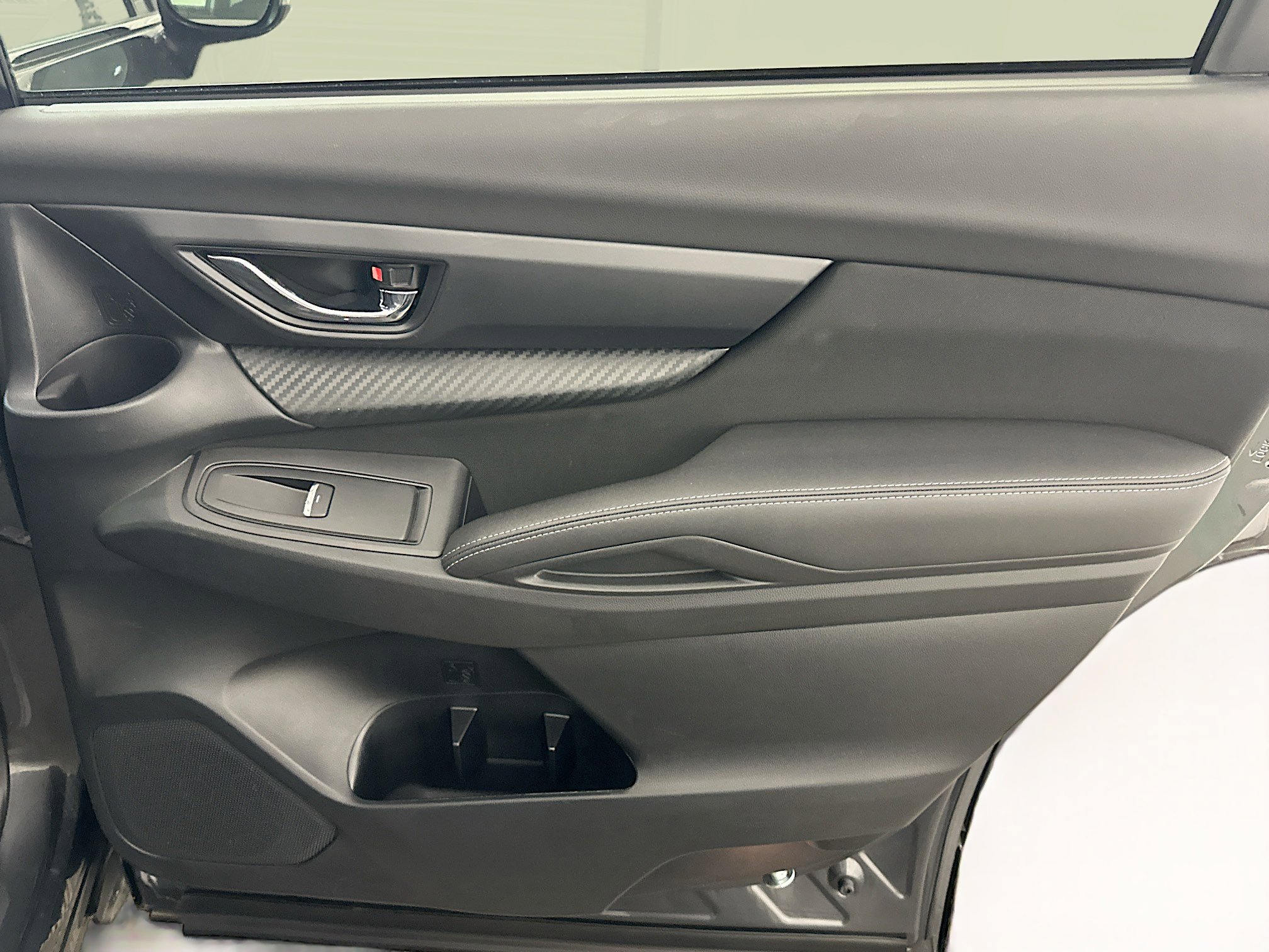 Used 2025 Subaru Ascent Premium image 33