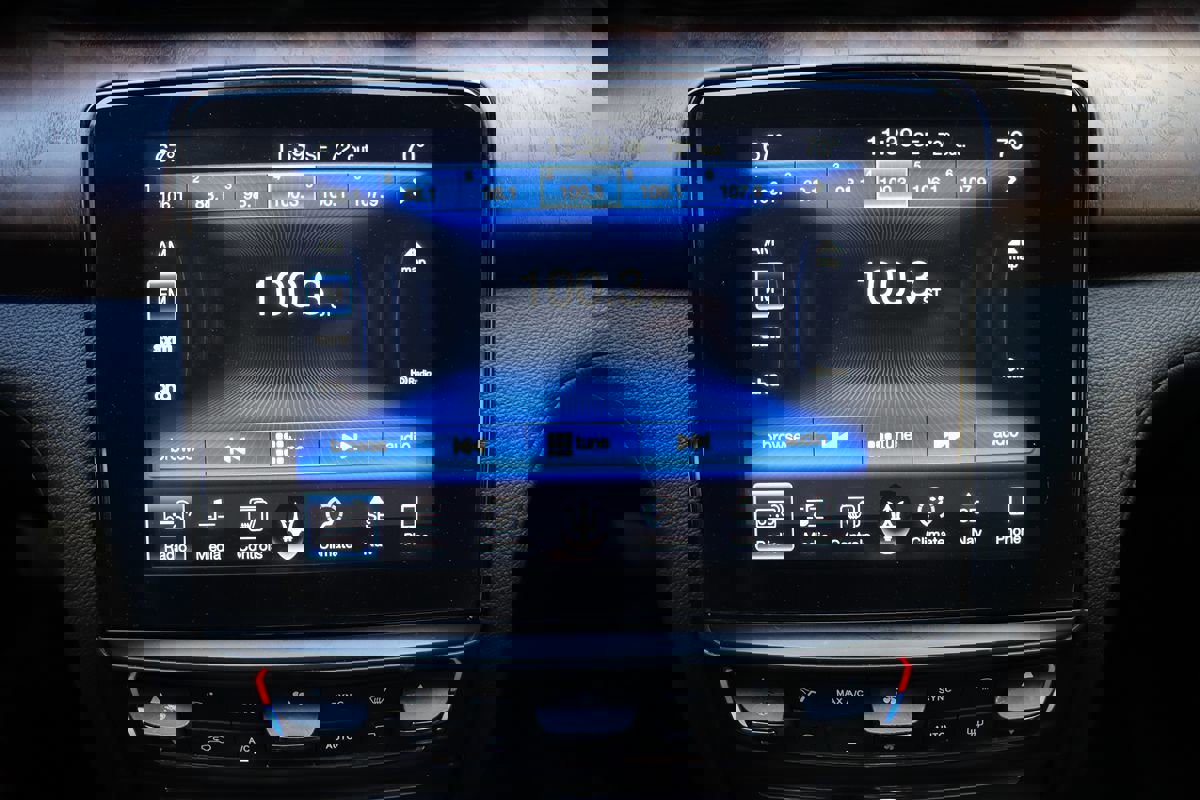 Used 2017 Maserati Quattroporte S image 25