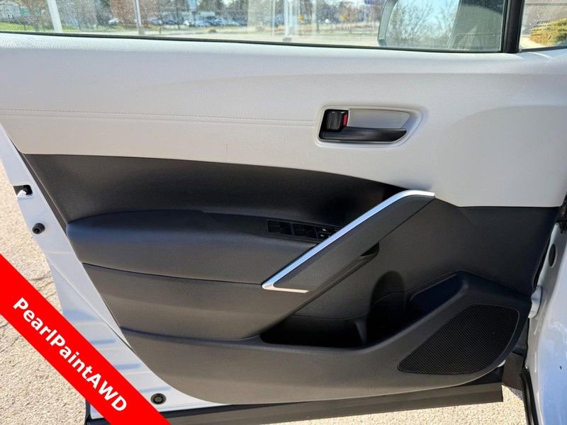 Used 2024 Toyota Corolla Cross L AWD/4WD image 19