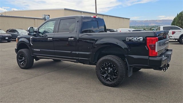 Used 2017 Ford F250 Platinum w/ Platinum Ultimate Package image 6