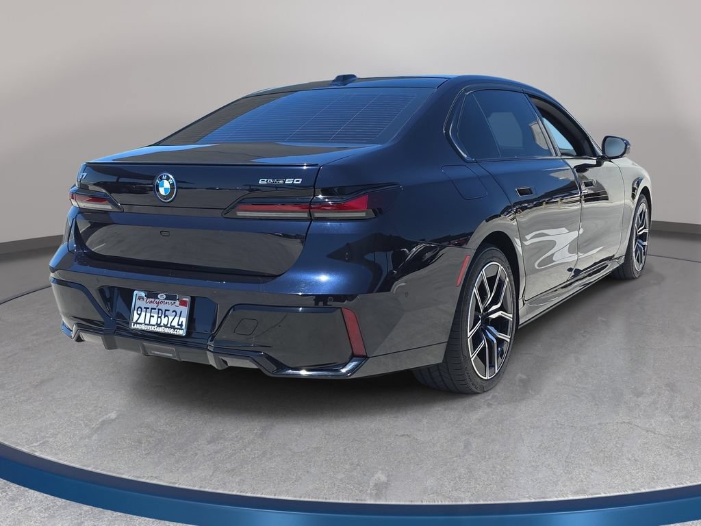 Used 2025 BMW i7 eDrive50 w/ M Sport Package RWD image 6