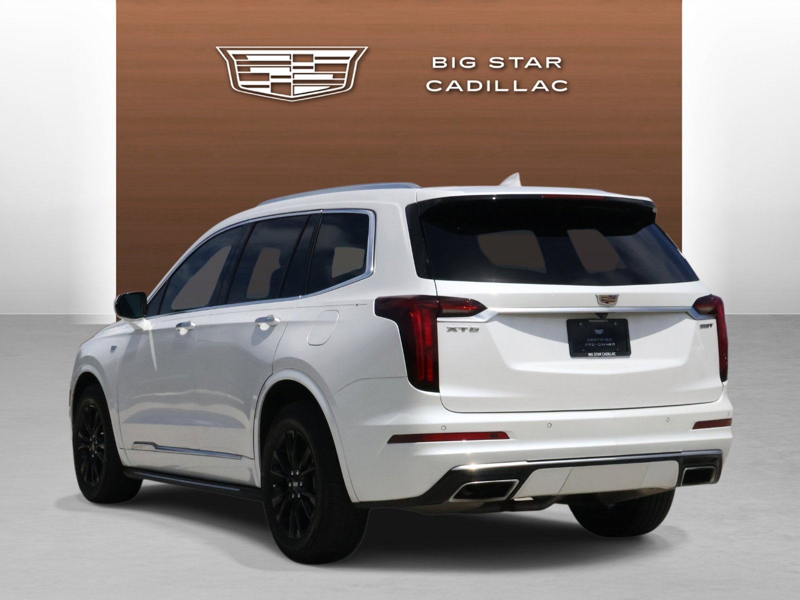 Certified 2023 Cadillac XT6 Luxury FWD image 3