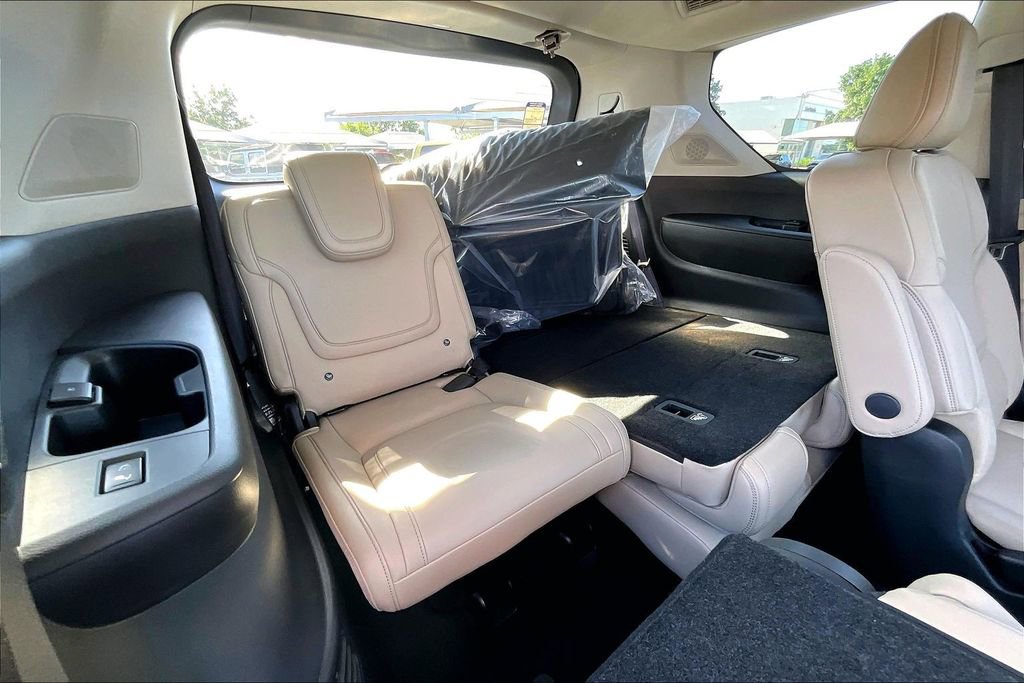 New 2026 INFINITI QX80 Pure w/ Cargo Package RWD image 52