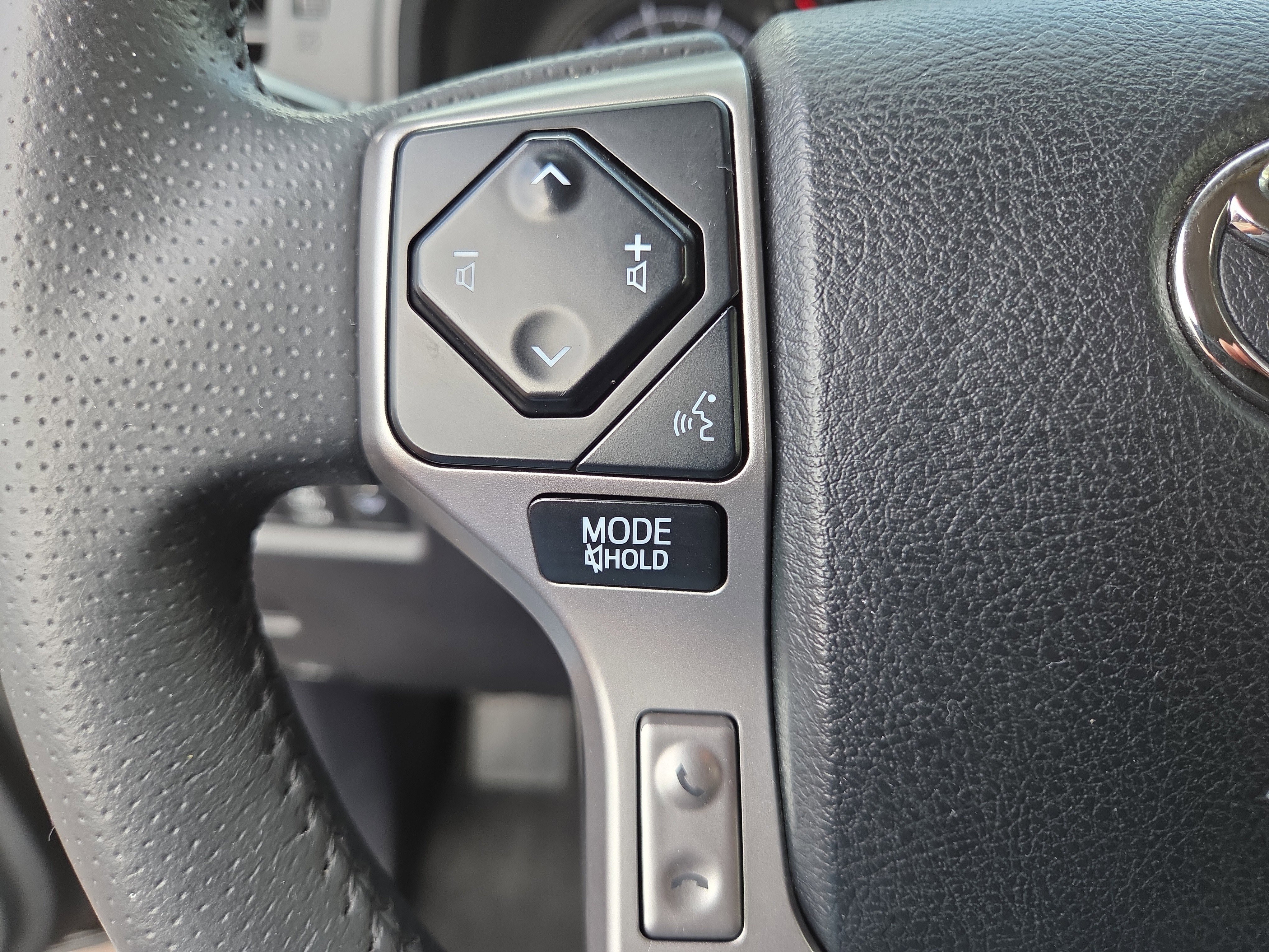 Certified 2024 Toyota 4Runner SR5 image 25