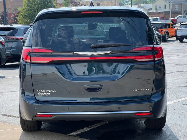Used 2024 Chrysler Pacifica Limited FWD image 50