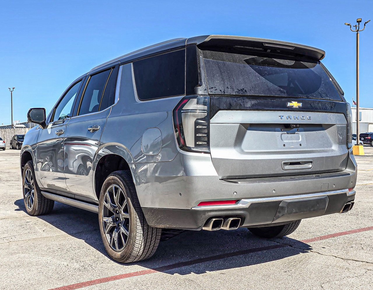 Used 2025 Chevrolet Tahoe High Country image 4