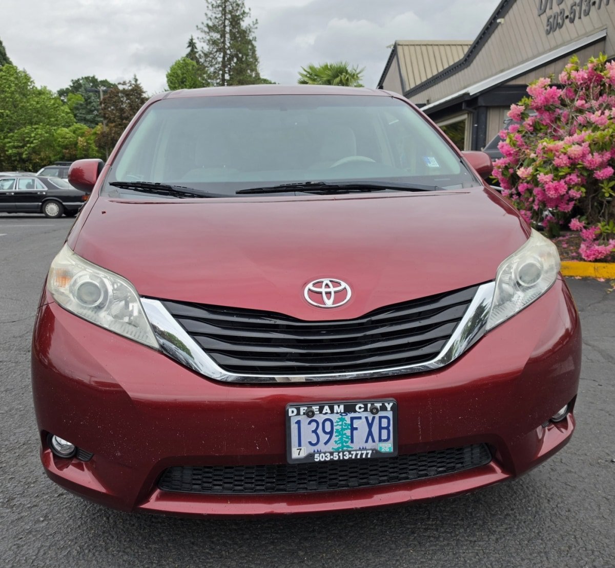 Used 2011 Toyota Sienna LE FWD image 10