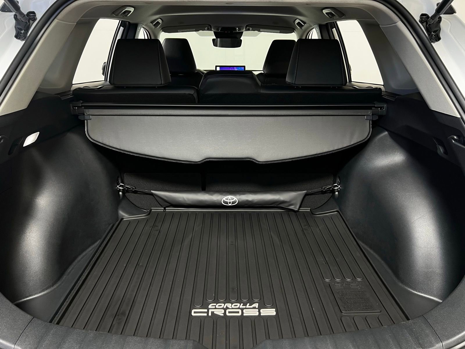New 2026 Toyota Corolla Cross XLE AWD/4WD image 21