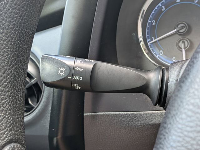 Used 2019 Toyota Corolla L image 28