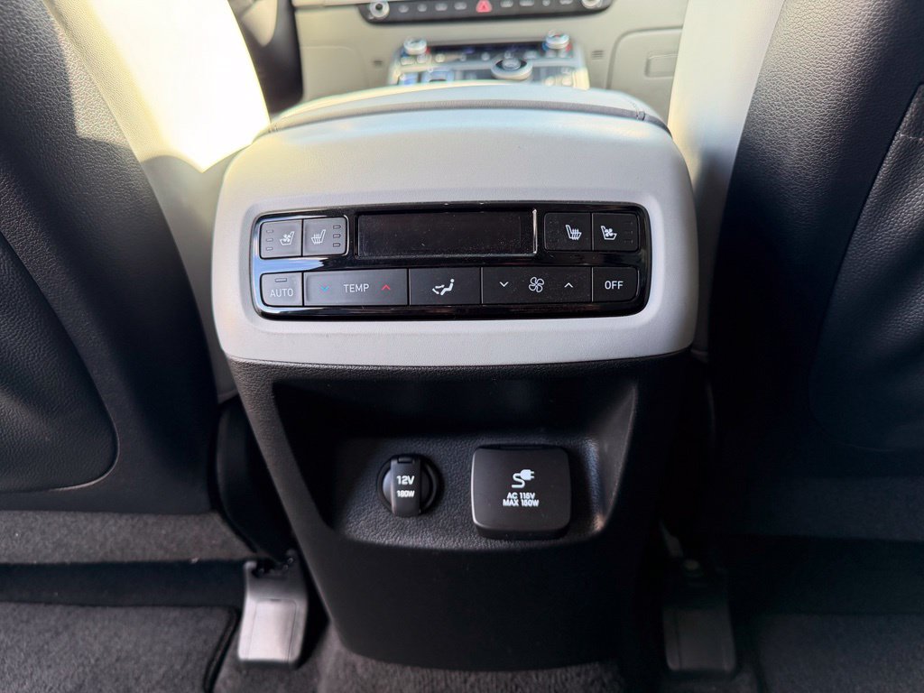 Used 2024 Hyundai Palisade SEL FWD image 21