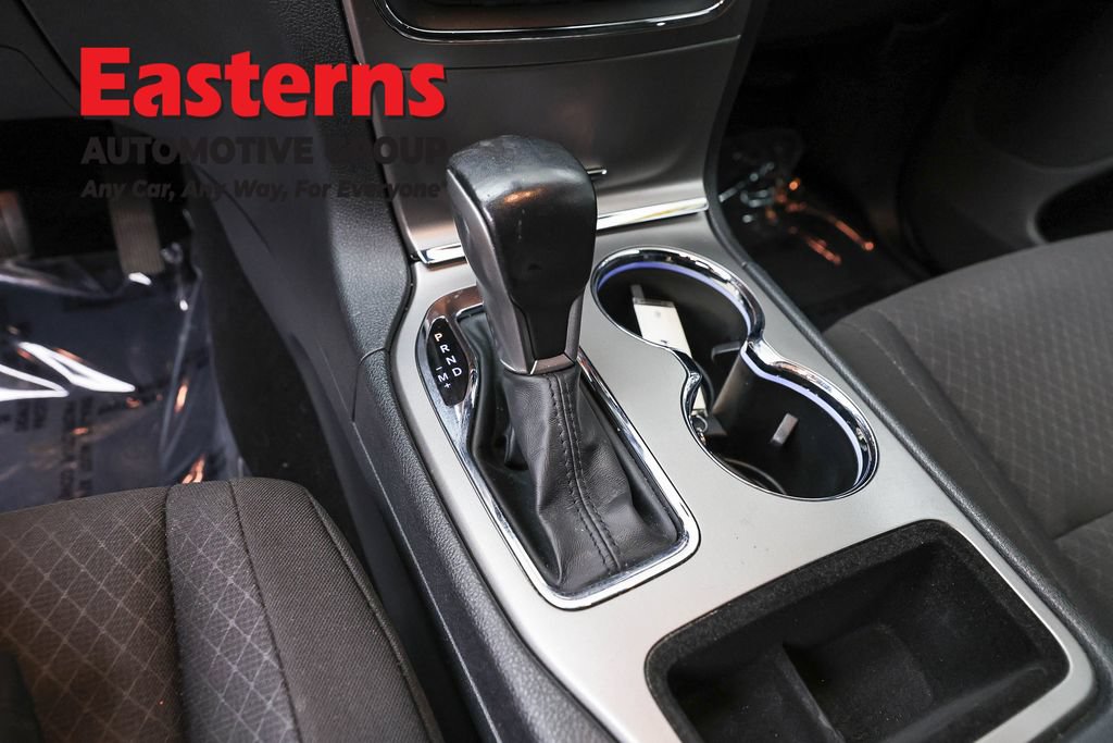 Used 2020 Jeep Grand Cherokee Laredo AWD/4WD image 12