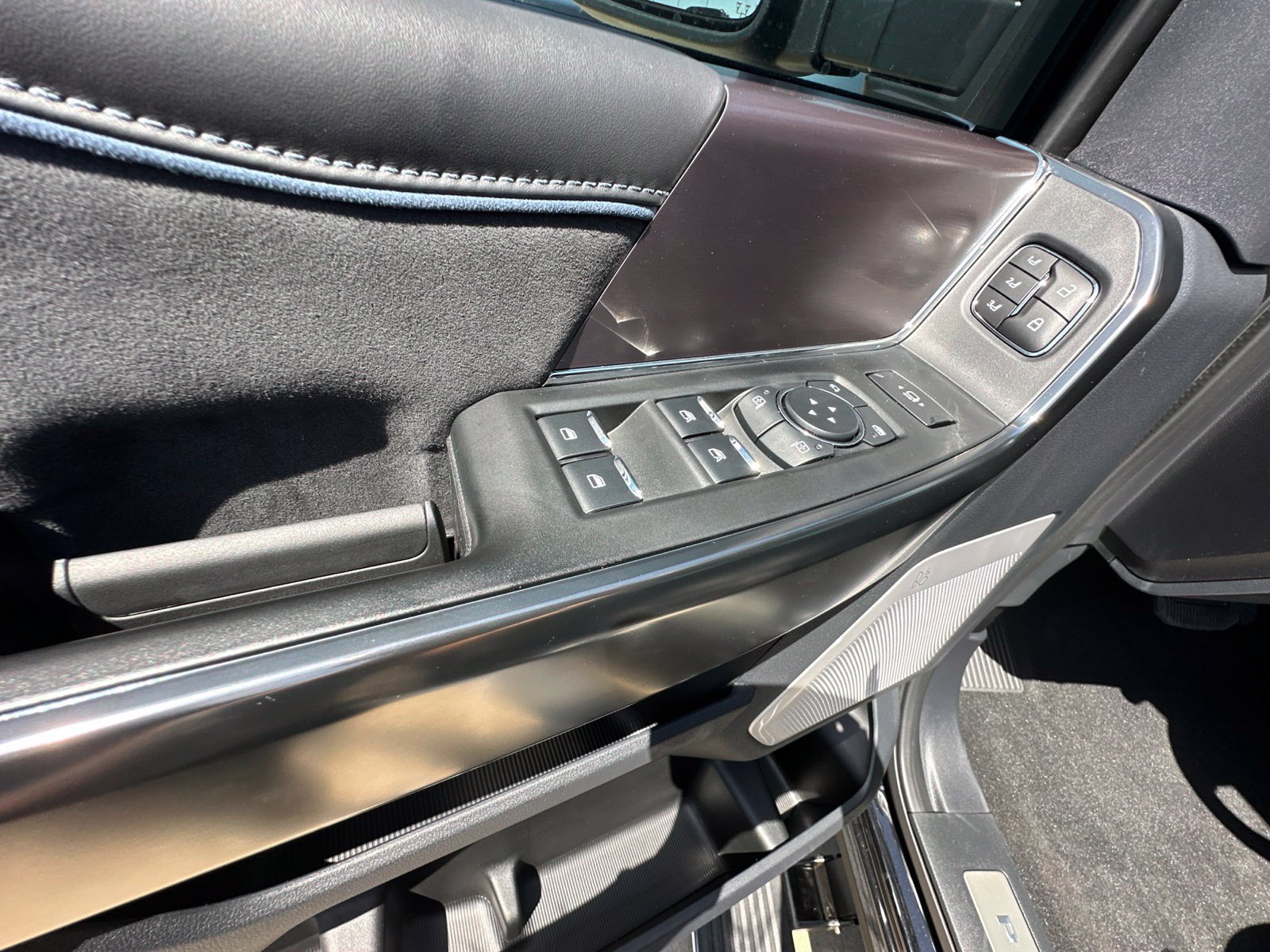 New 2026 Ford F350 Platinum AWD/4WD image 11