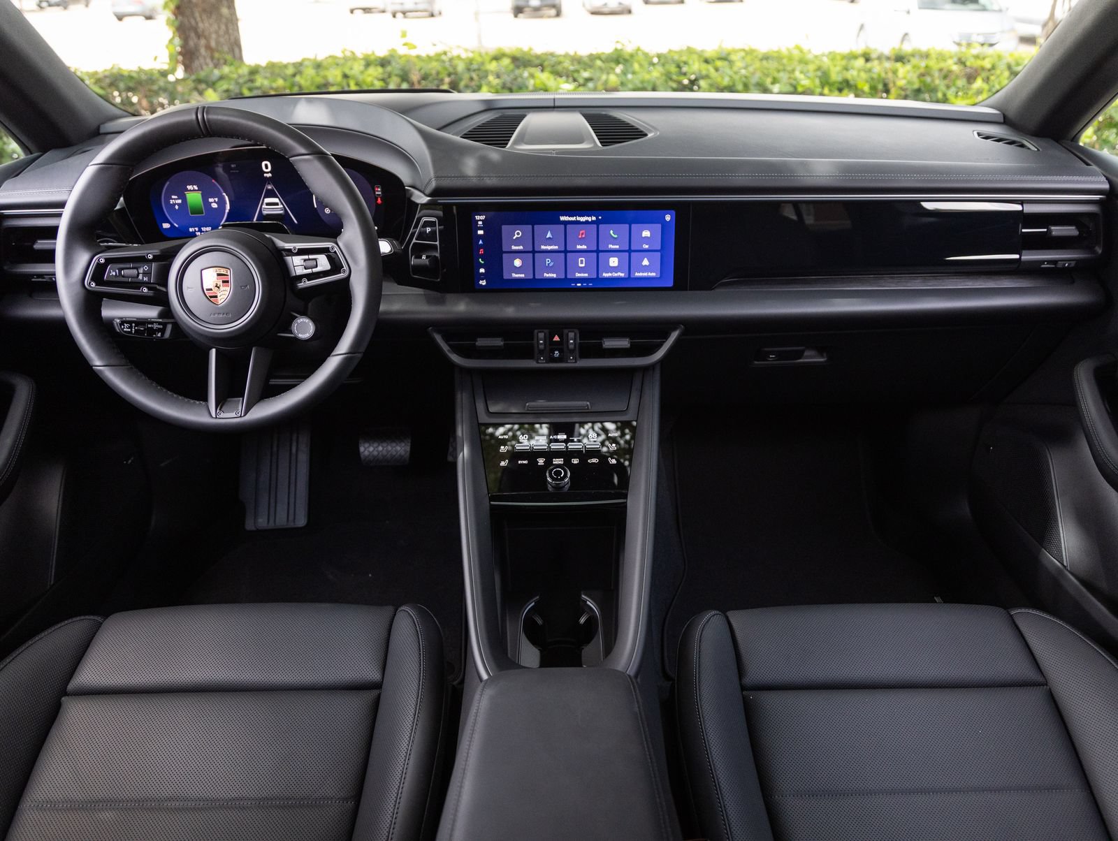 Certified 2026 Porsche Macan 4 Electric AWD/4WD image 12