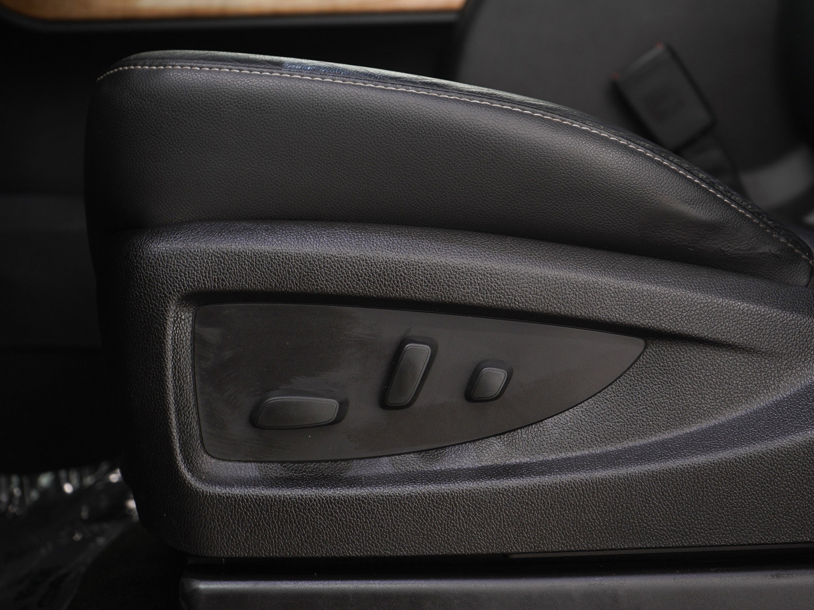 Used 2016 Chevrolet Silverado 1500 LTZ w/ Sport Package image 23