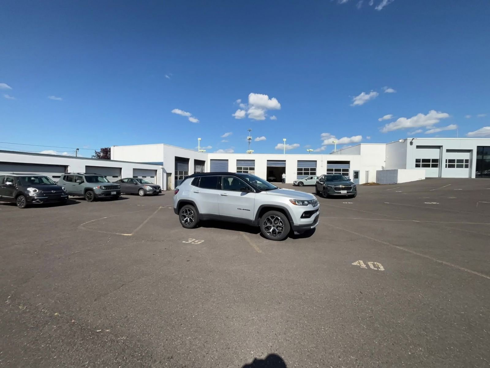 Used 2025 Jeep Compass Limited AWD/4WD image 16