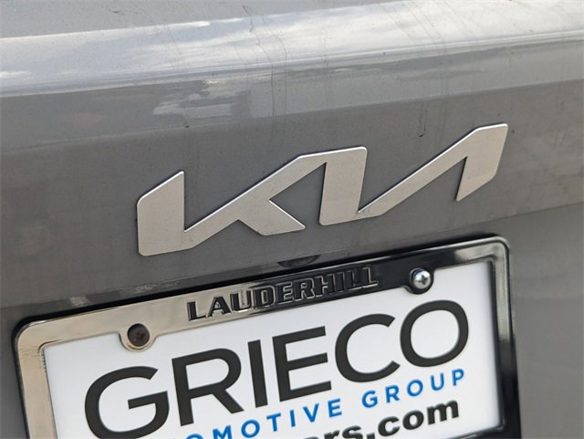 Used 2023 Kia Sorento SX image 13