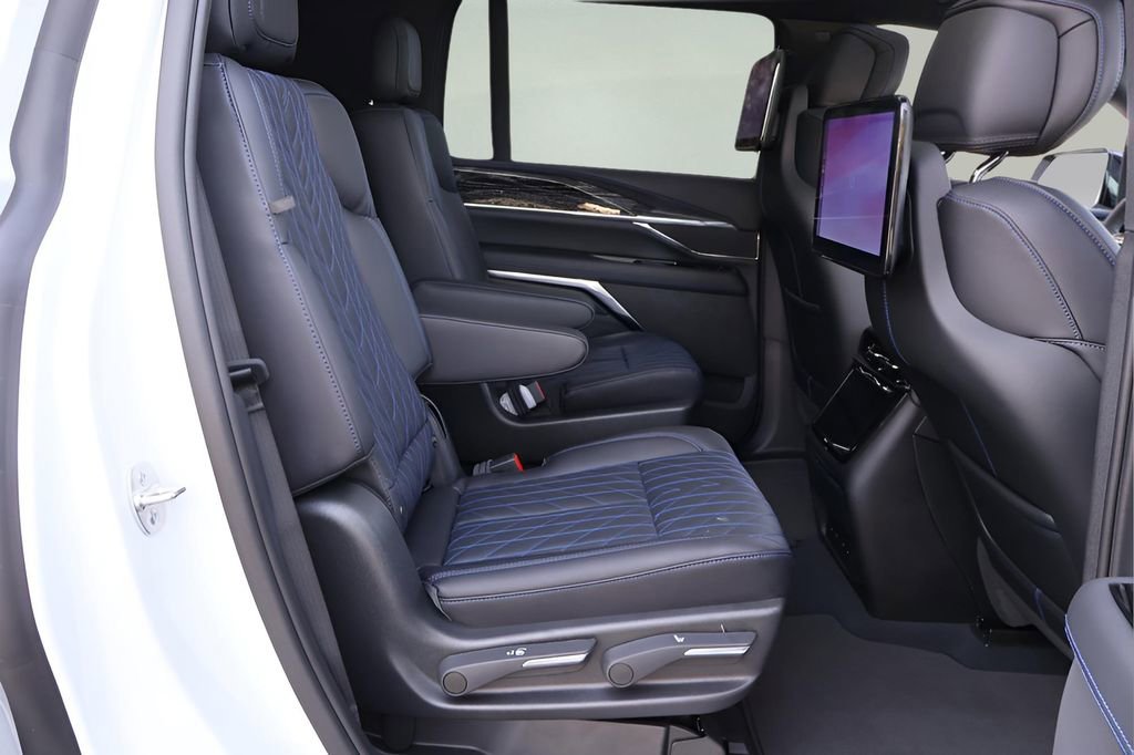 New 2026 Cadillac Escalade IQL Sport 1 image 23