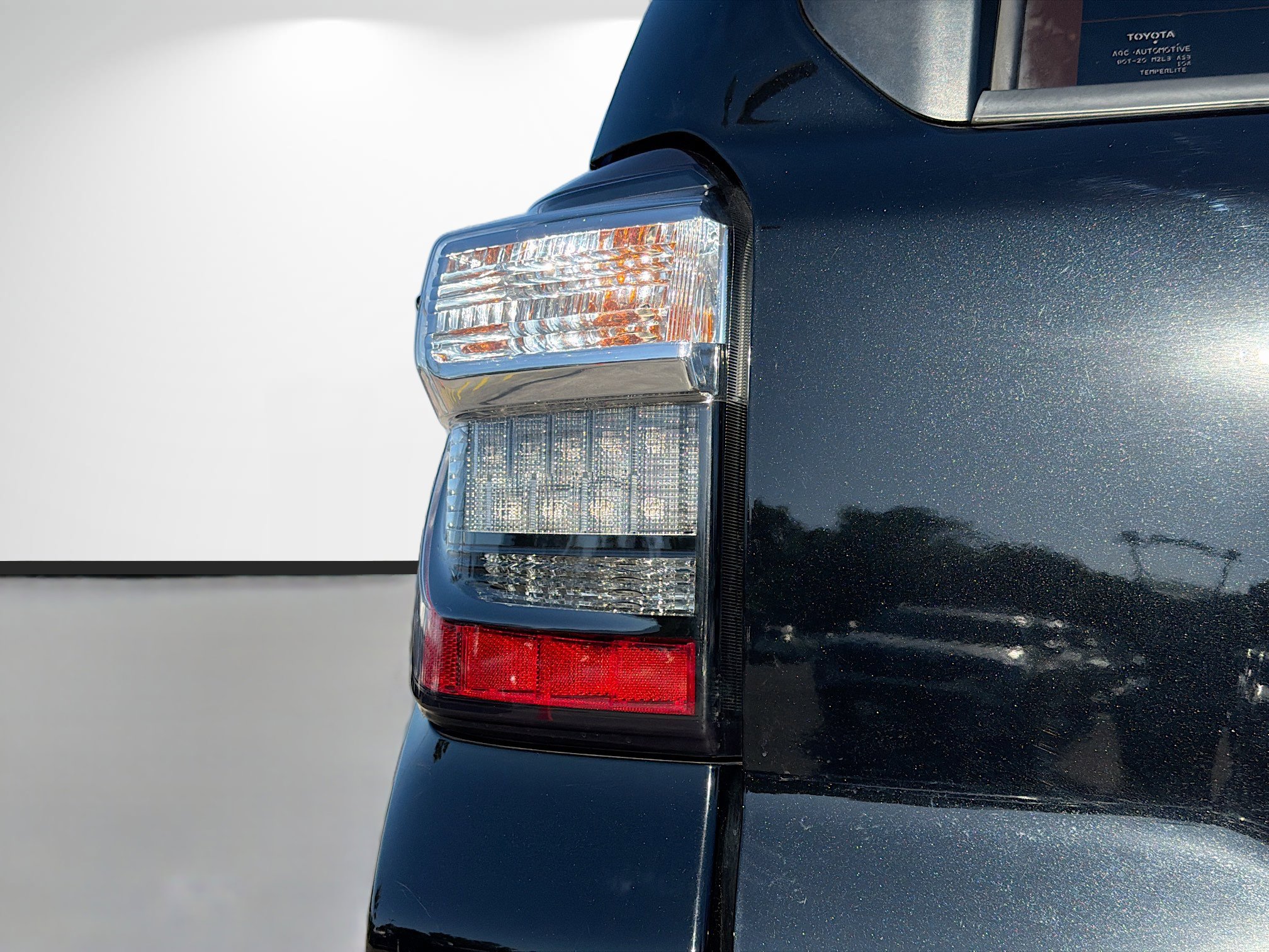 Used 2018 Toyota 4Runner TRD Off-Road Premium w/ Convenience Package AWD/4WD image 10