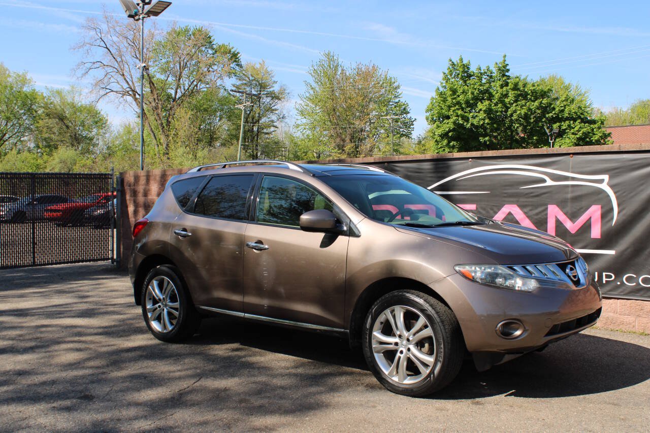 Used 2010 Nissan Murano LE w/ Navigation Pkg AWD/4WD image 4