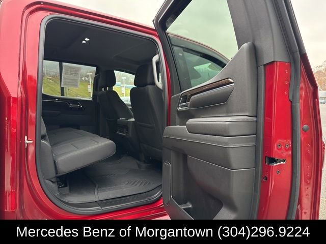 Used 2023 Chevrolet Silverado 1500 LT w/ Z71 Off-Road Package AWD/4WD image 23