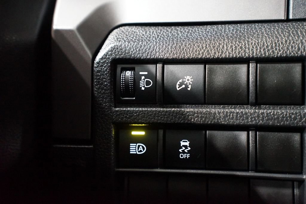 Certified 2024 Toyota Tacoma SR5 image 25