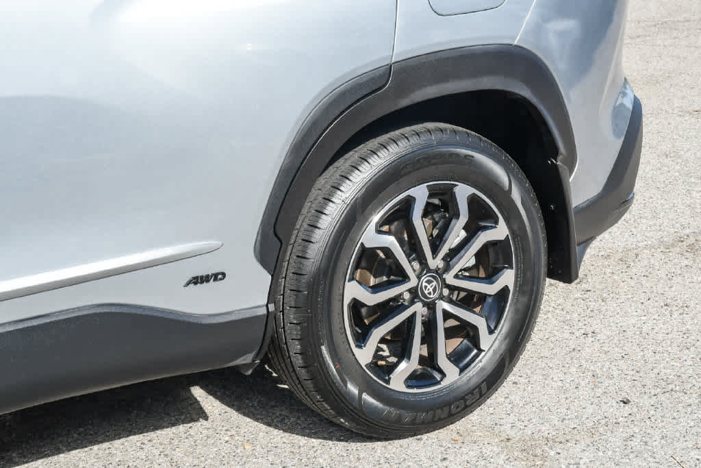 Certified 2023 Toyota Corolla Cross AWD Hybrid image 11