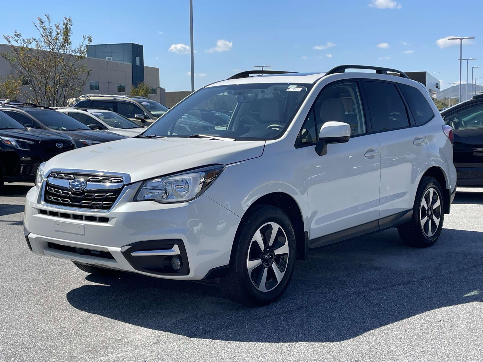 Used 2017 Subaru Forester 2.5i Premium AWD/4WD image 28