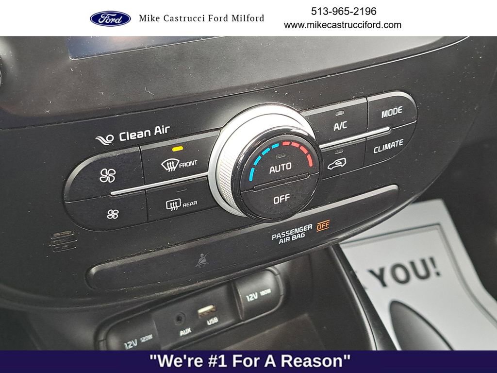 Used 2019 Kia Soul + image 17