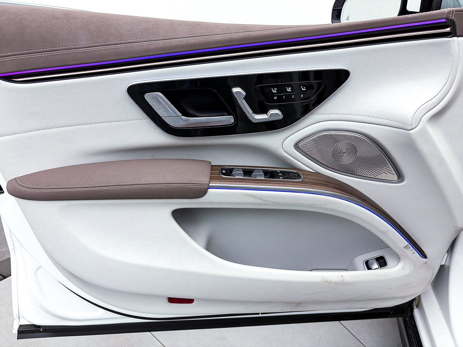 Used 2022 Mercedes-Benz EQS 580 4MATIC Sedan image 19