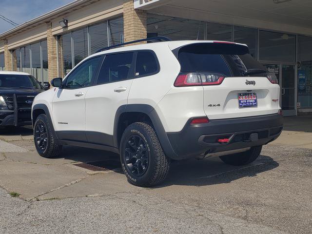 Used 2022 Jeep Cherokee Trailhawk w/ Premium Leather Package AWD/4WD image 3