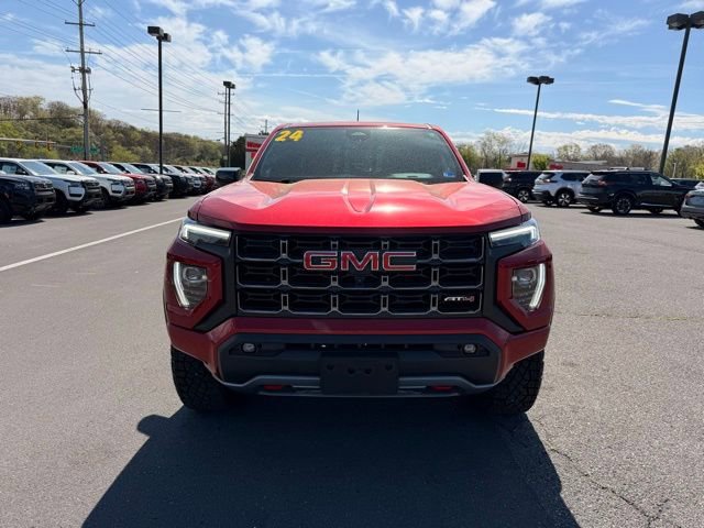 Used 2024 GMC Canyon AT4 w/ Technology Package image 3