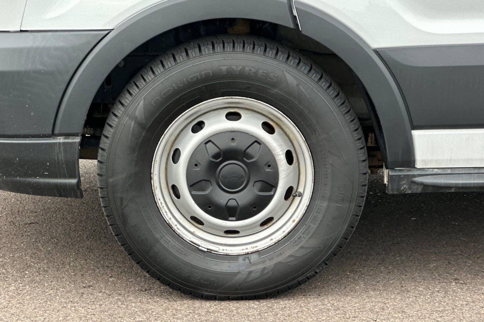 Used 2017 Ford Transit 350 XL RWD image 26