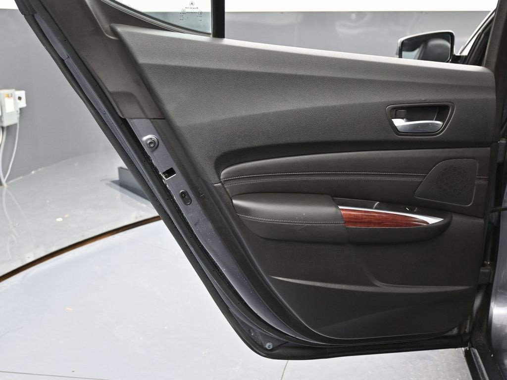 Used 2017 Acura TLX V6 SH-AWD w/ Technology Pkg image 38