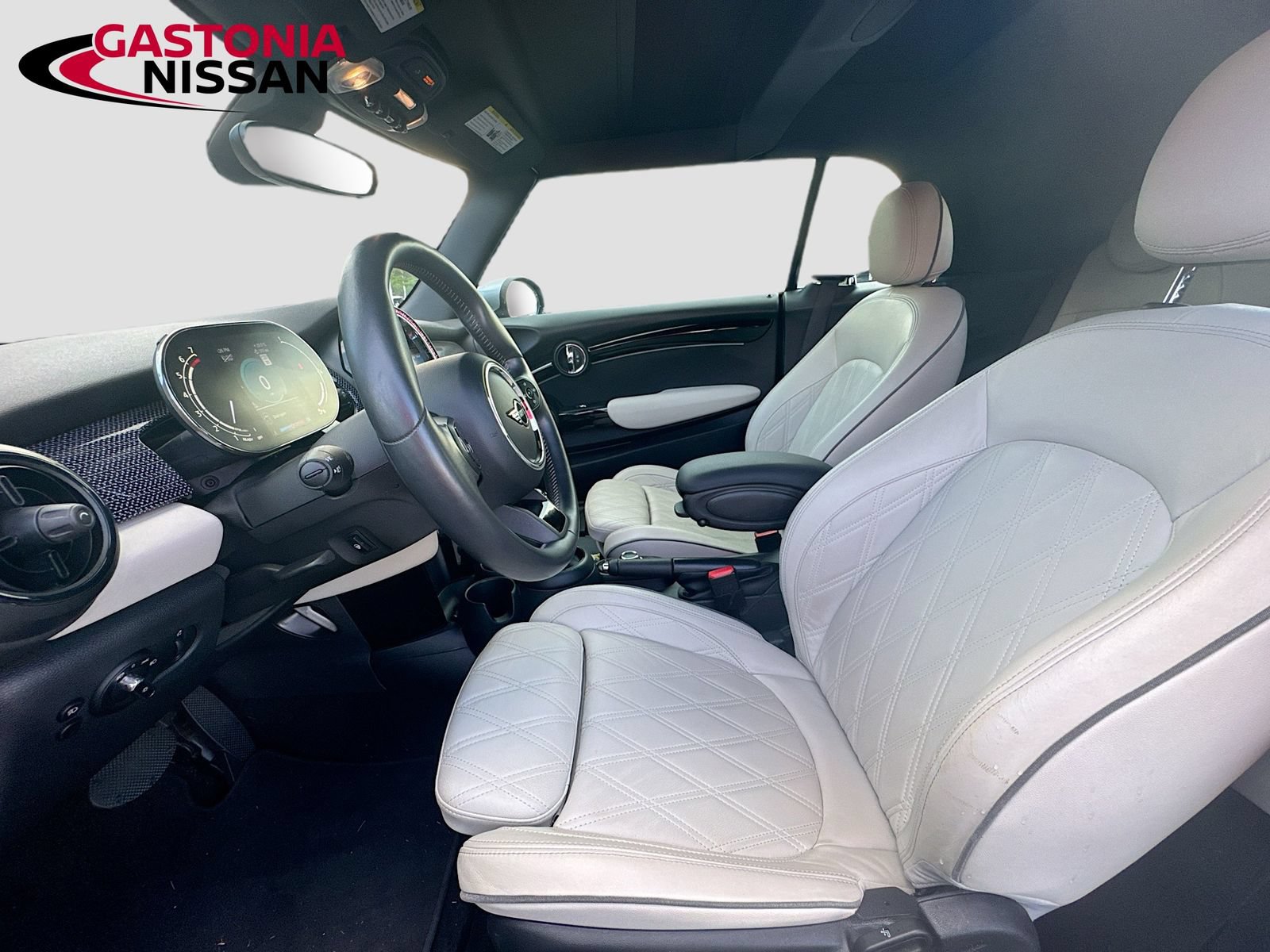 Used 2024 MINI Cooper S w/ Signature Upholstery Package FWD image 29