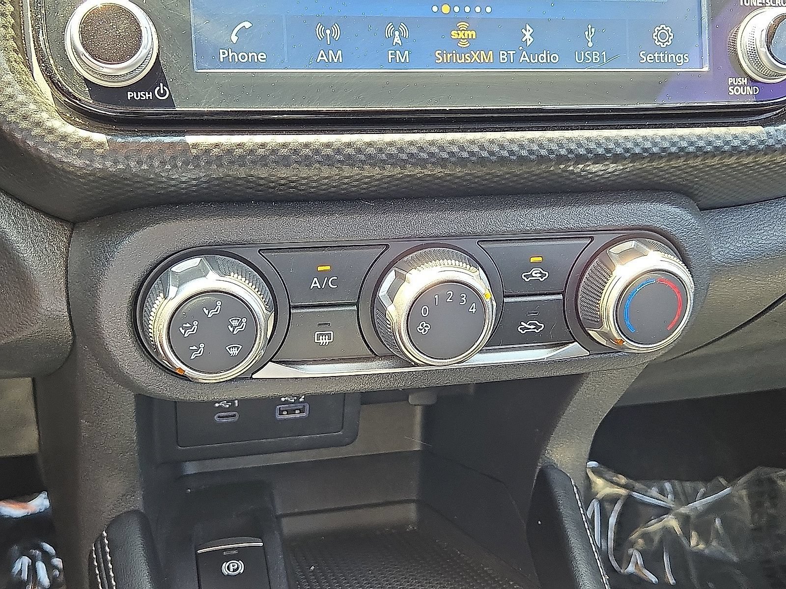 Used 2024 Nissan Kicks SV FWD image 28