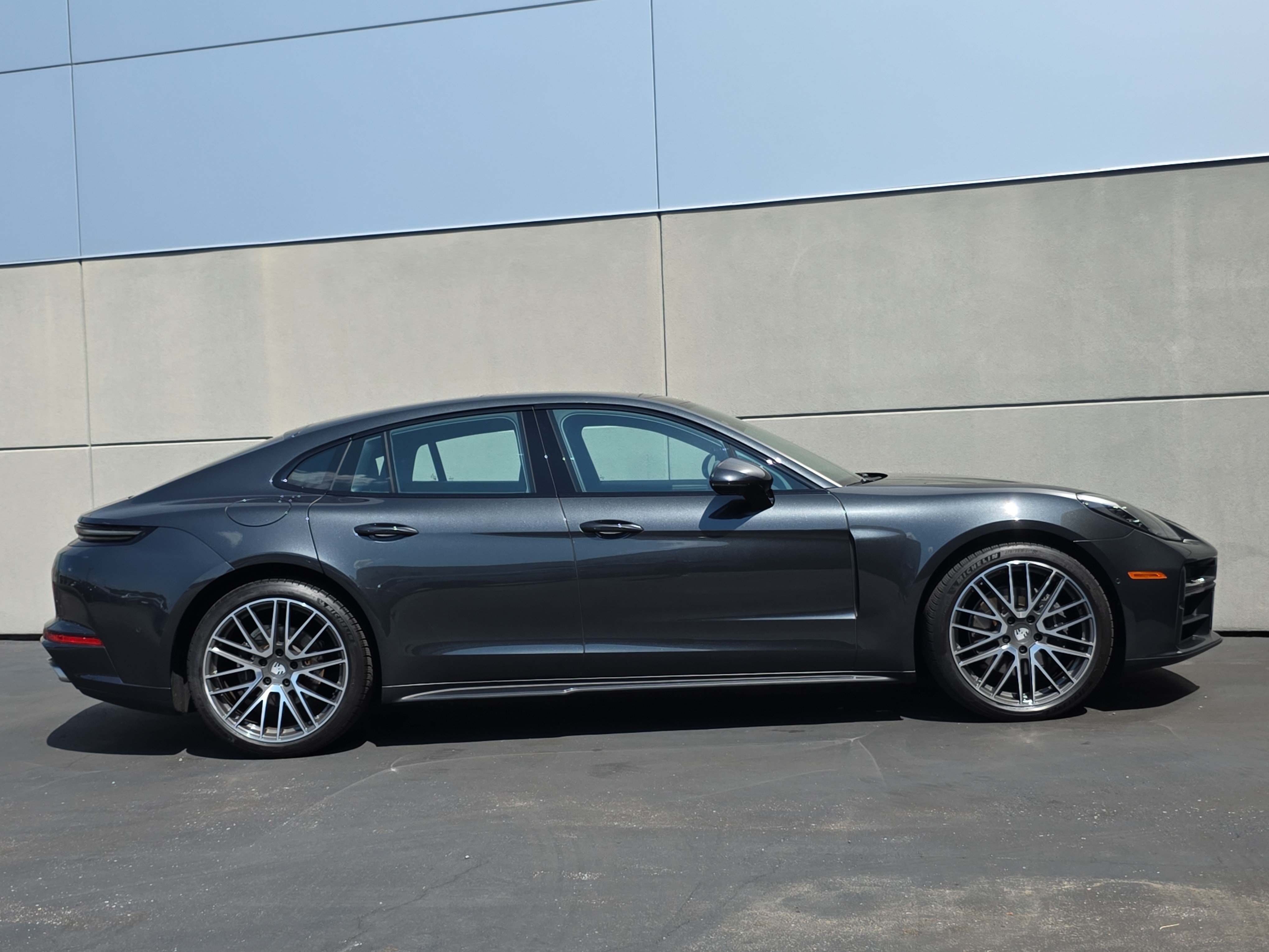 Certified 2024 Porsche Panamera image 8