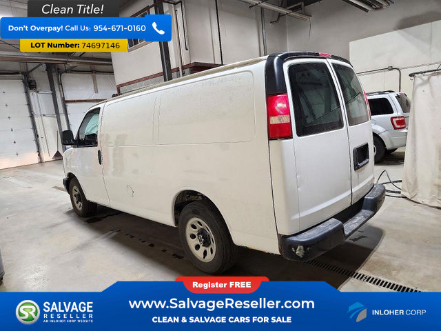 Used 2014 Chevrolet Express 1500 AWD image 3
