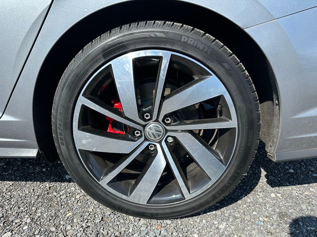 Used 2021 Volkswagen Jetta GLI image 12