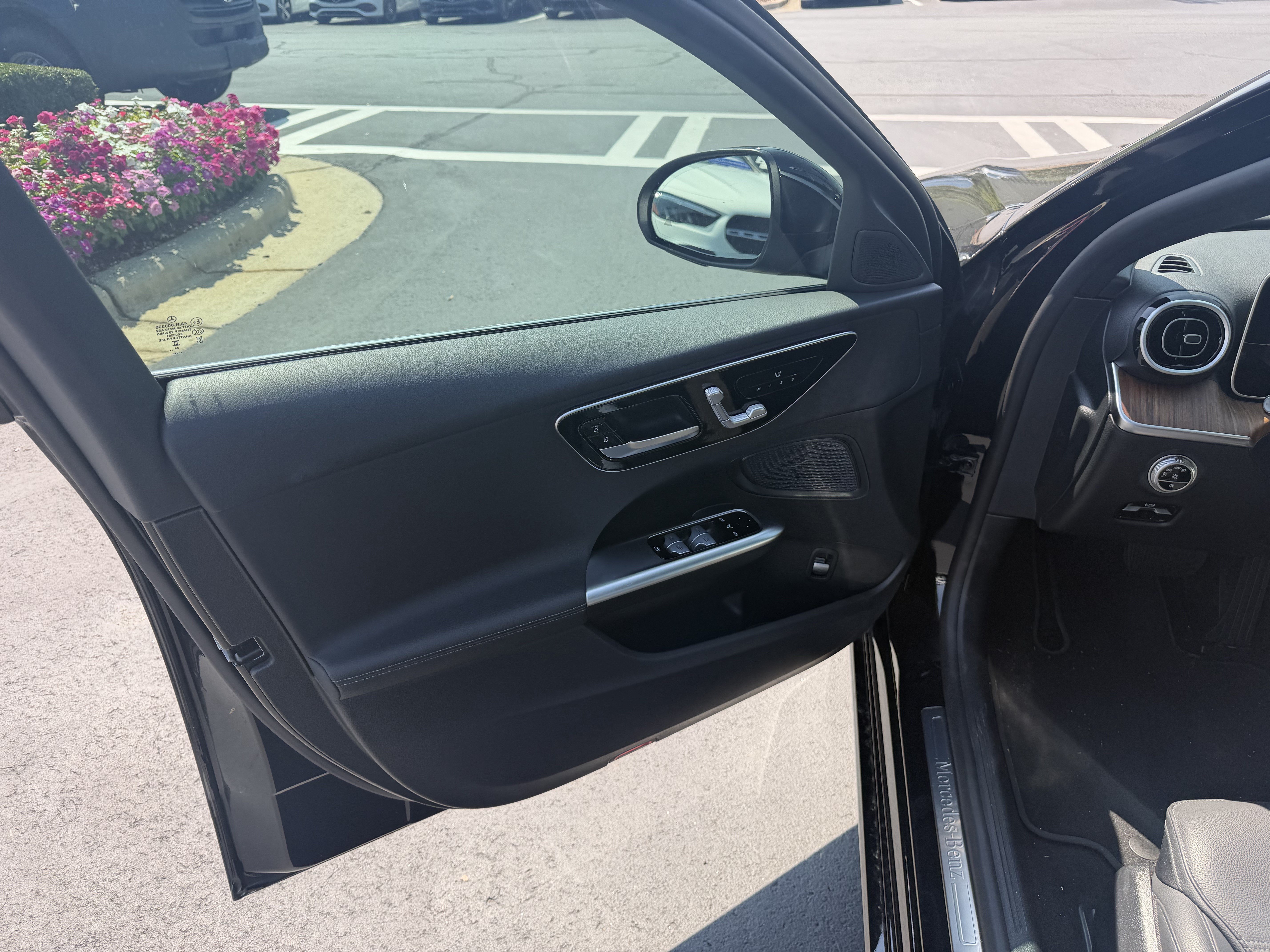 Certified 2025 Mercedes-Benz C 300 4MATIC Sedan image 14