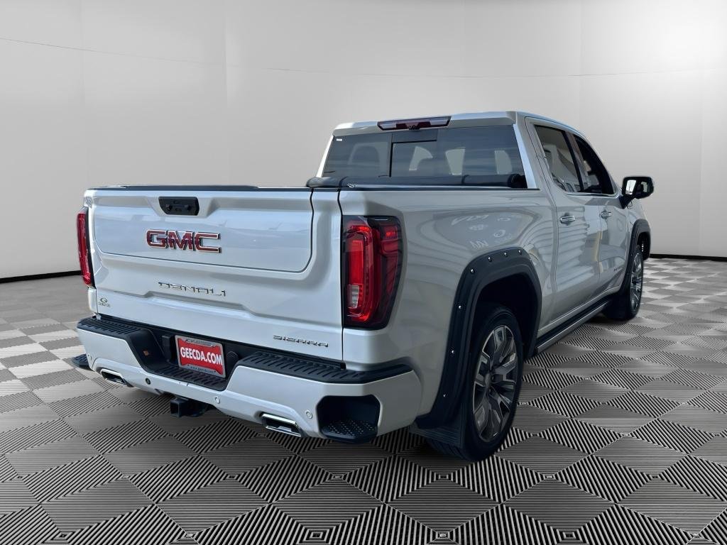 Used 2024 GMC Sierra 1500 Denali AWD/4WD image 4