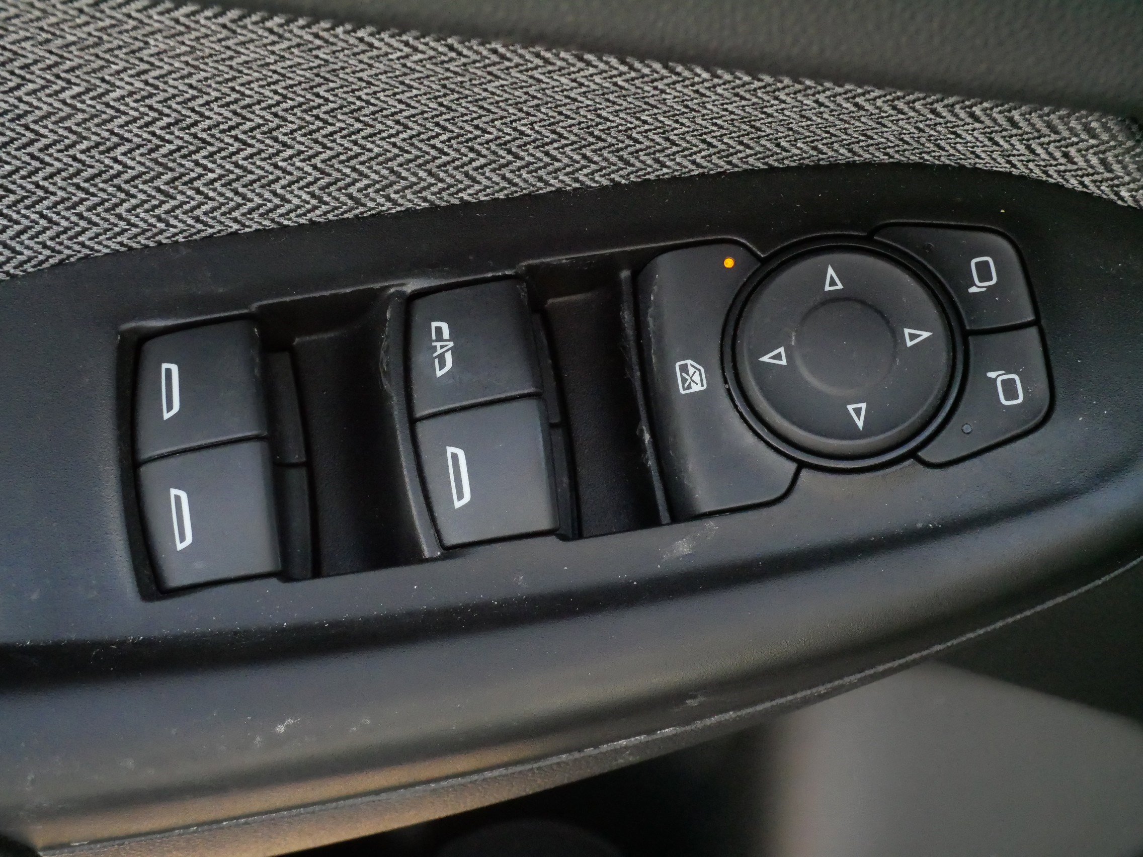 Used 2023 Chevrolet TrailBlazer LT w/ Convenience Package AWD/4WD image 19