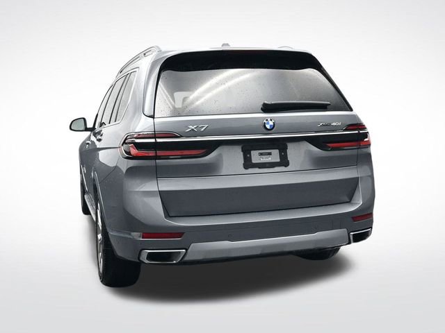 Used 2024 BMW X7 xDrive40i image 5
