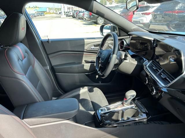 Used 2024 Chevrolet Trax RS w/ Driver Confidence Package image 31