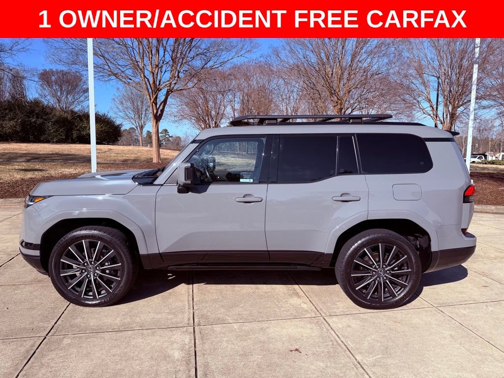 Certified 2024 Lexus GX 550 image 4