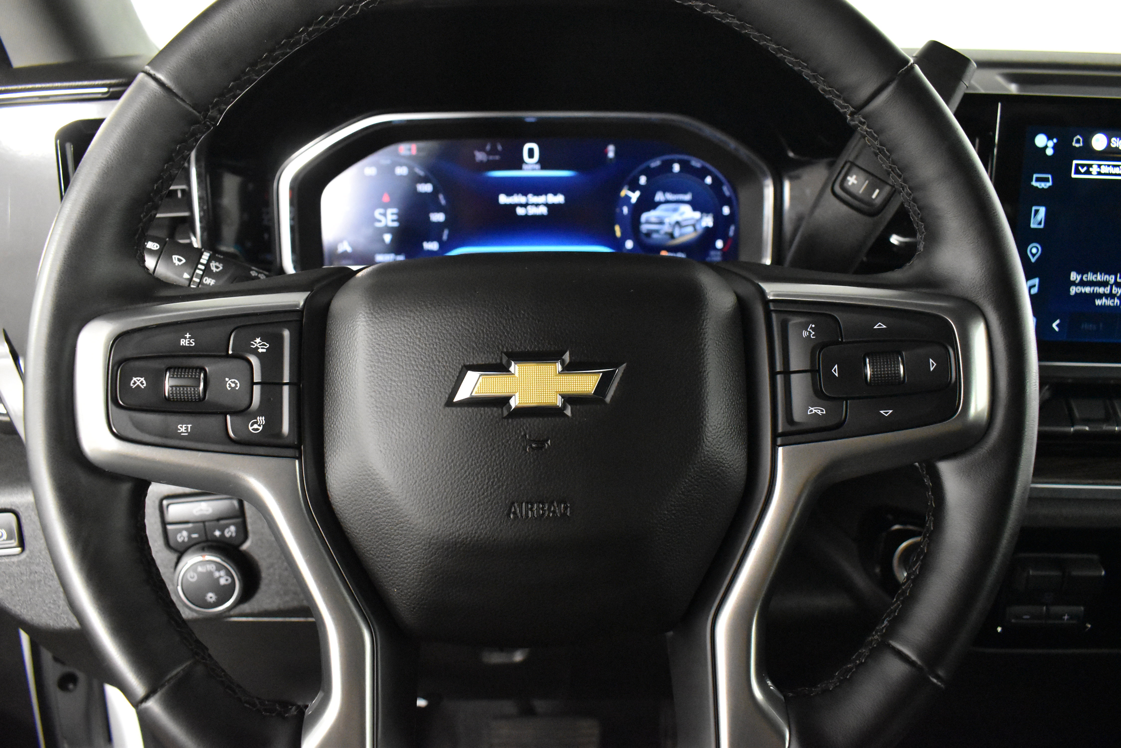 Used 2025 Chevrolet Silverado 1500 LT image 20